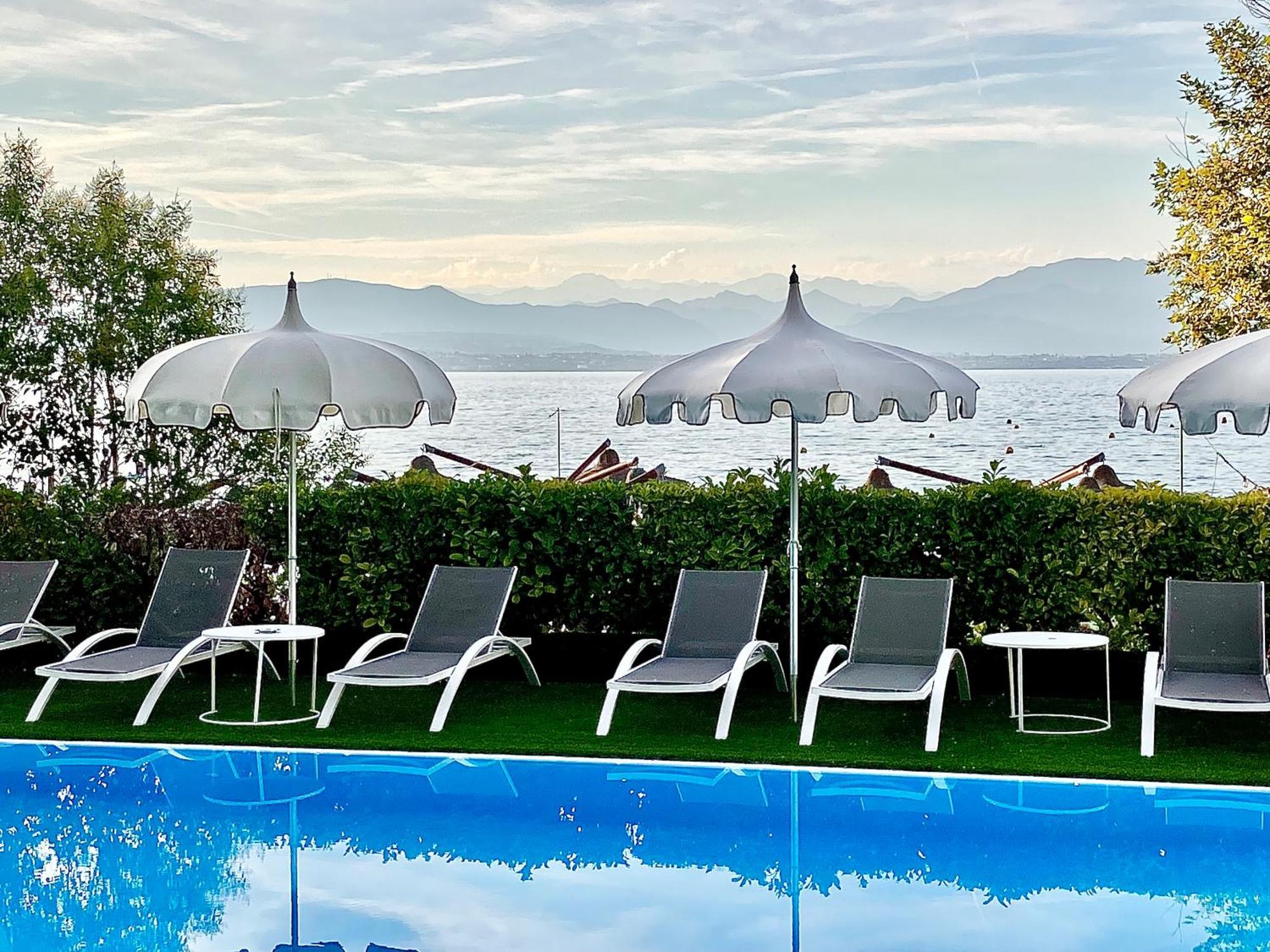 Hotel Aquila D'Oro Desenzano Desenzano del Garda Esterno foto