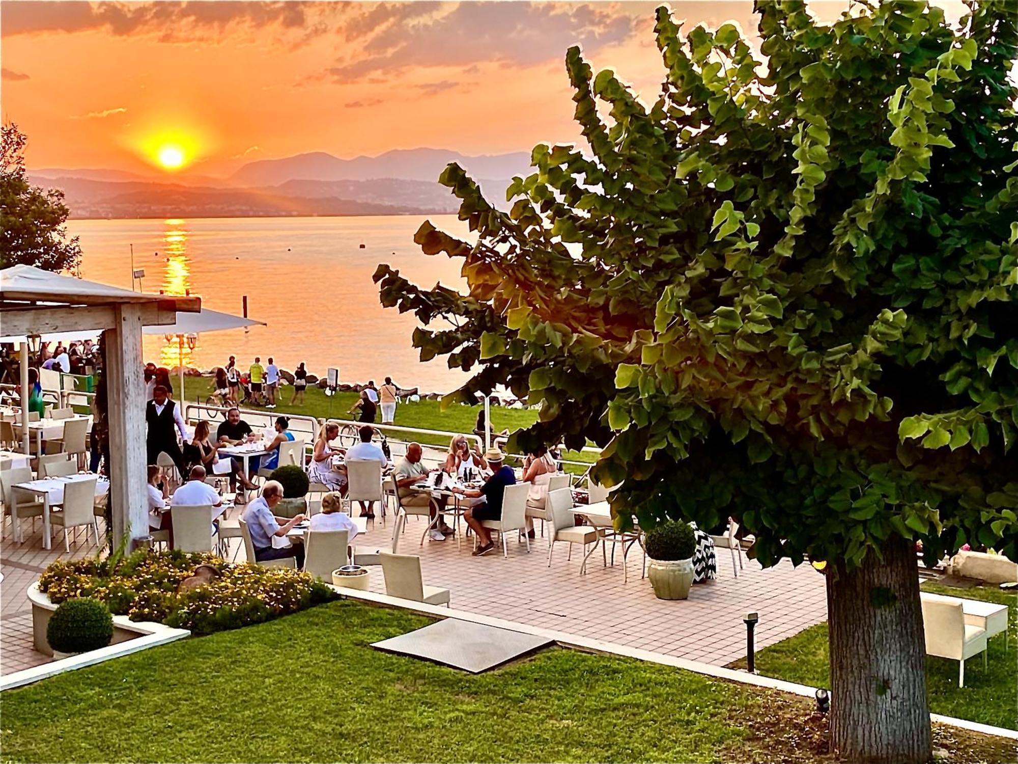 Hotel Aquila D'Oro Desenzano Desenzano del Garda Esterno foto